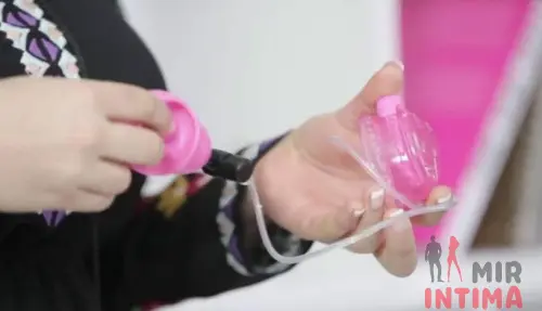Помпа с вибрацией Fetish Fantasy Vibrating Mini Pussy Pump Помпа с вибрацией Fetish Fantasy Vibrating Mini Pussy Pump