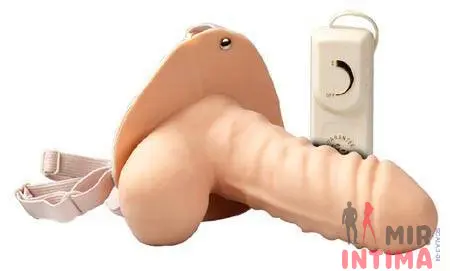 Страпон с вибрацией Vibrating Dildo, 15X4,5 см Страпон с вибрацией Vibrating Dildo, 15X4,5 см